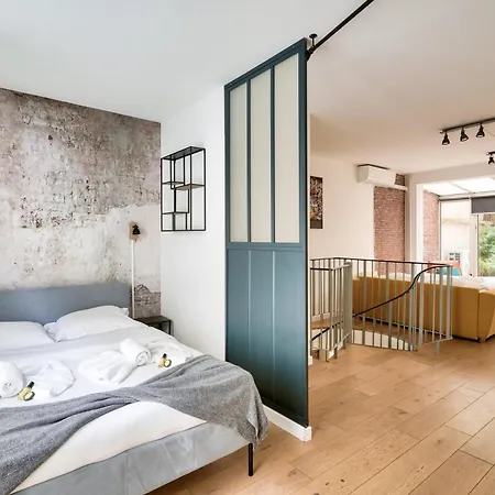 Apartment Superbe Loft Avec Patio - Tour Eiffel *