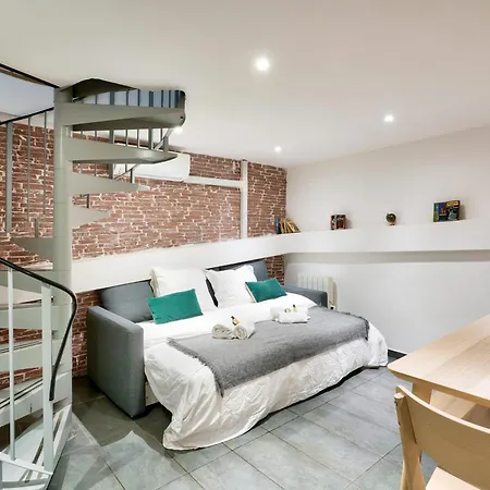 Superbe Loft Avec Patio - Tour Eiffel Parigi
