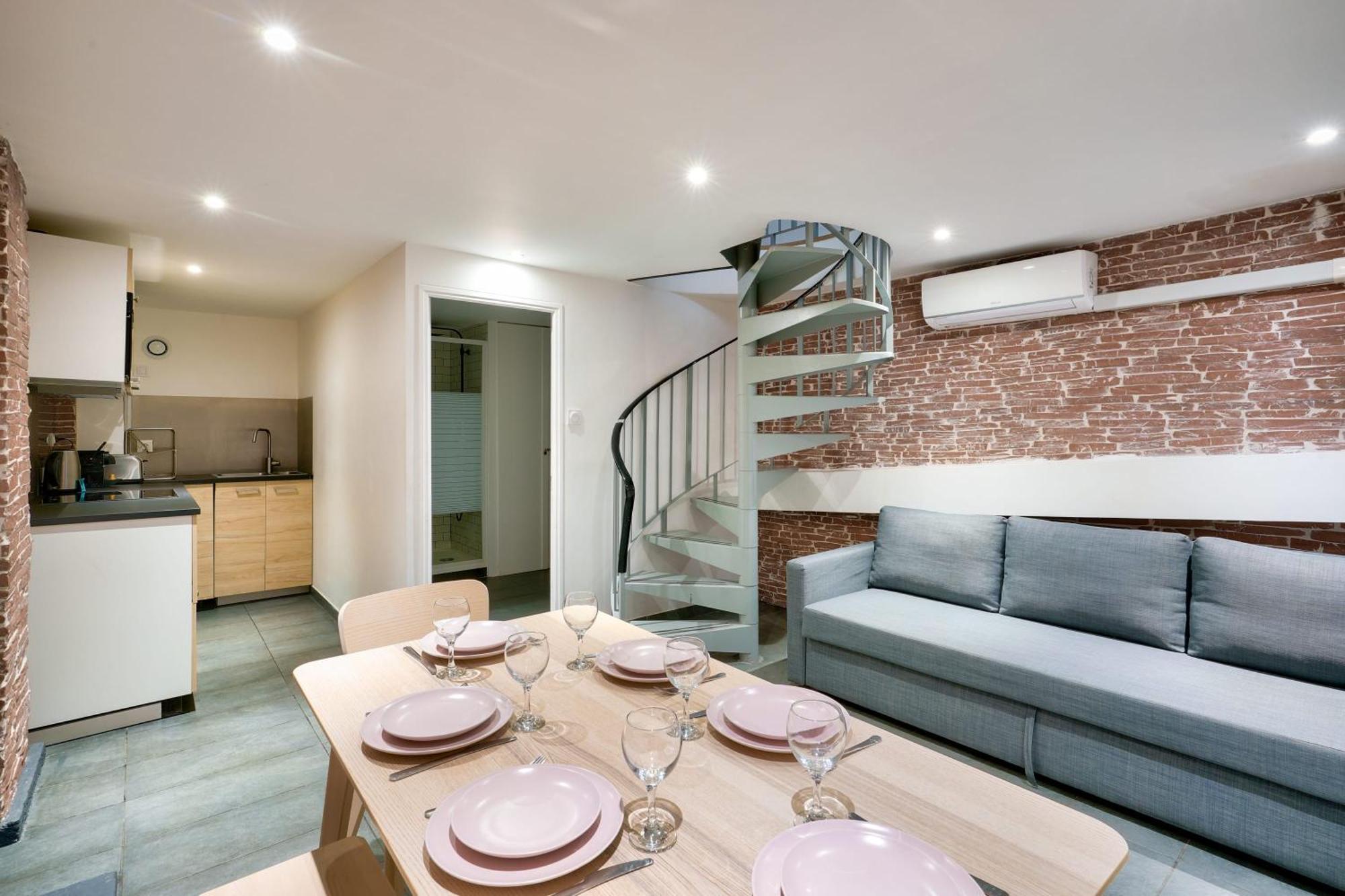 Appartamento Superbe Loft Avec Patio - Tour Eiffel *